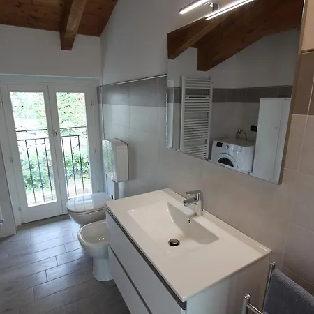 דירה Attic With Pool