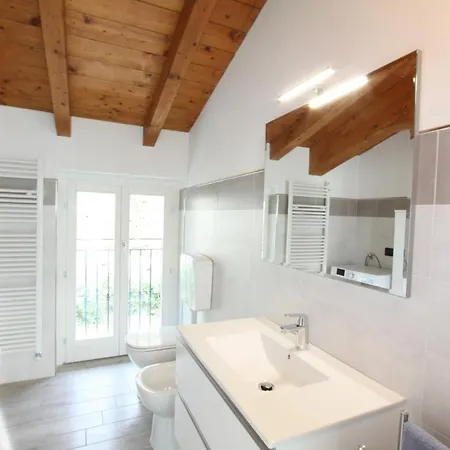 דירה Attic With Pool נסו
